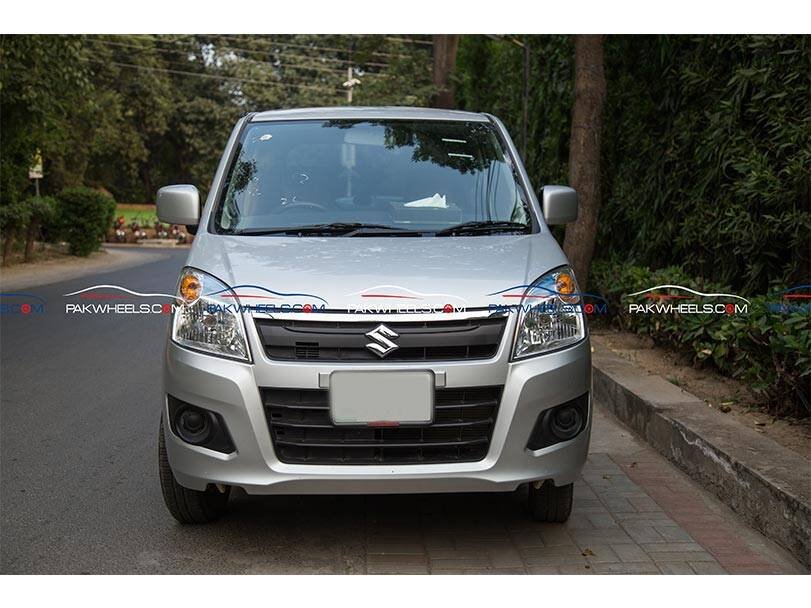 Rent a Suzuki WagonR in Lahore – Affordable & Comfortable Ride image