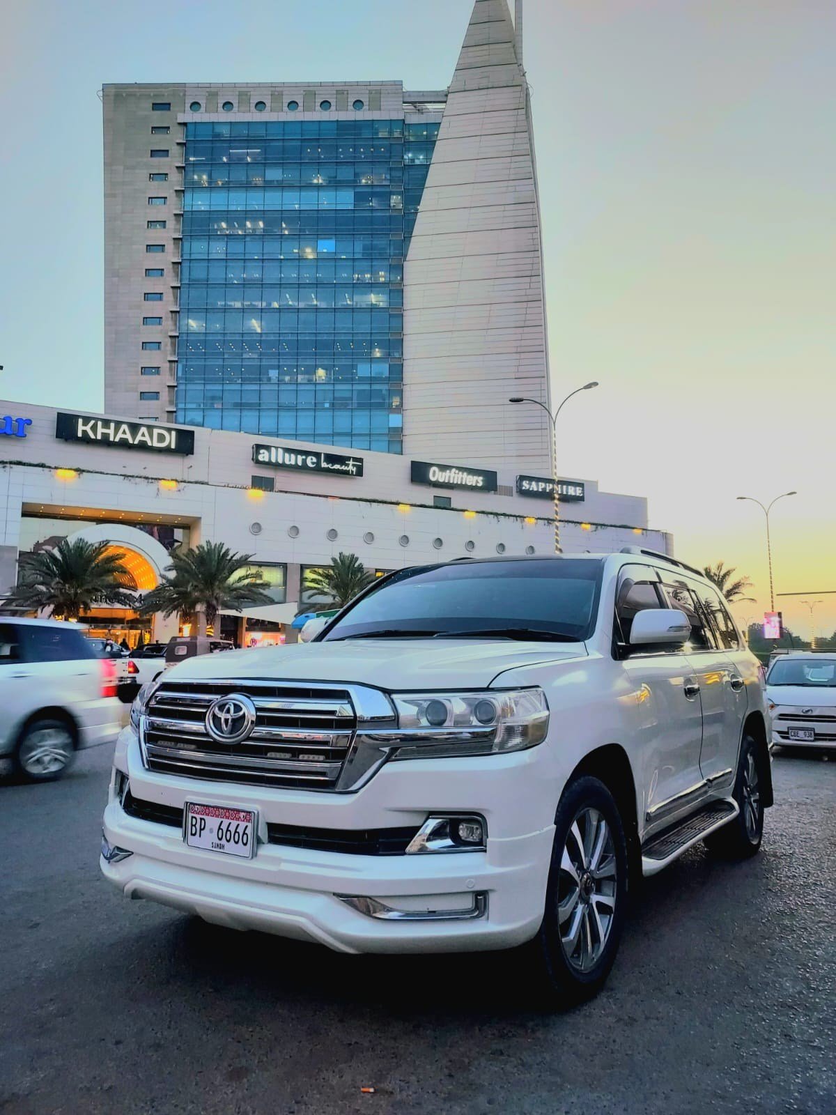 Anas rent a car Karachi image