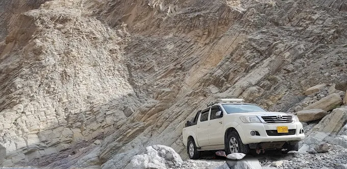 APV van for rent image