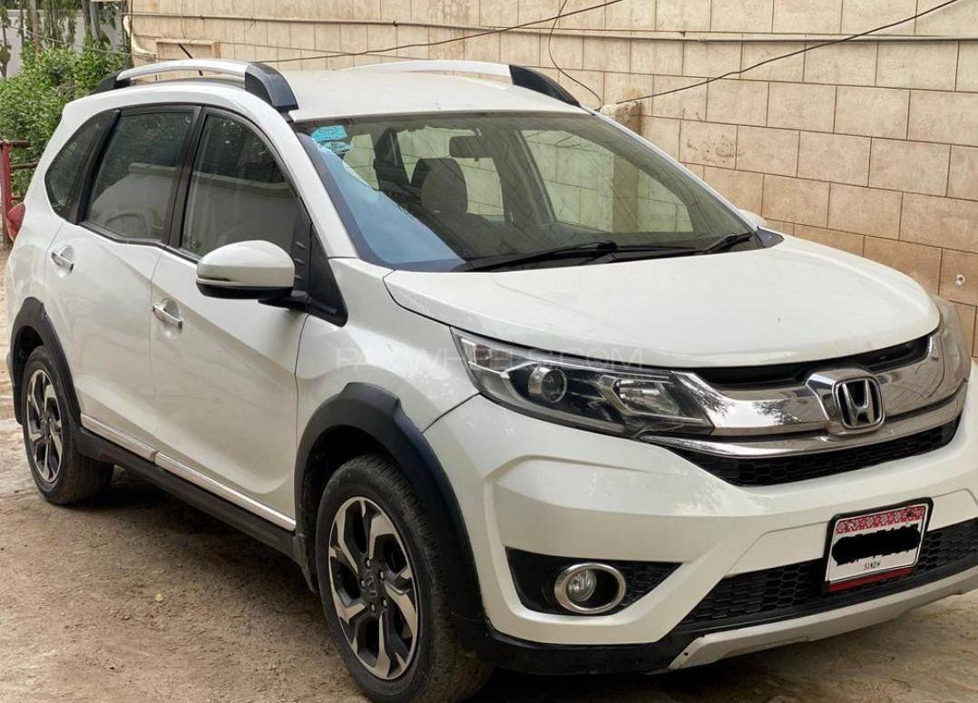 Royal rent a car image