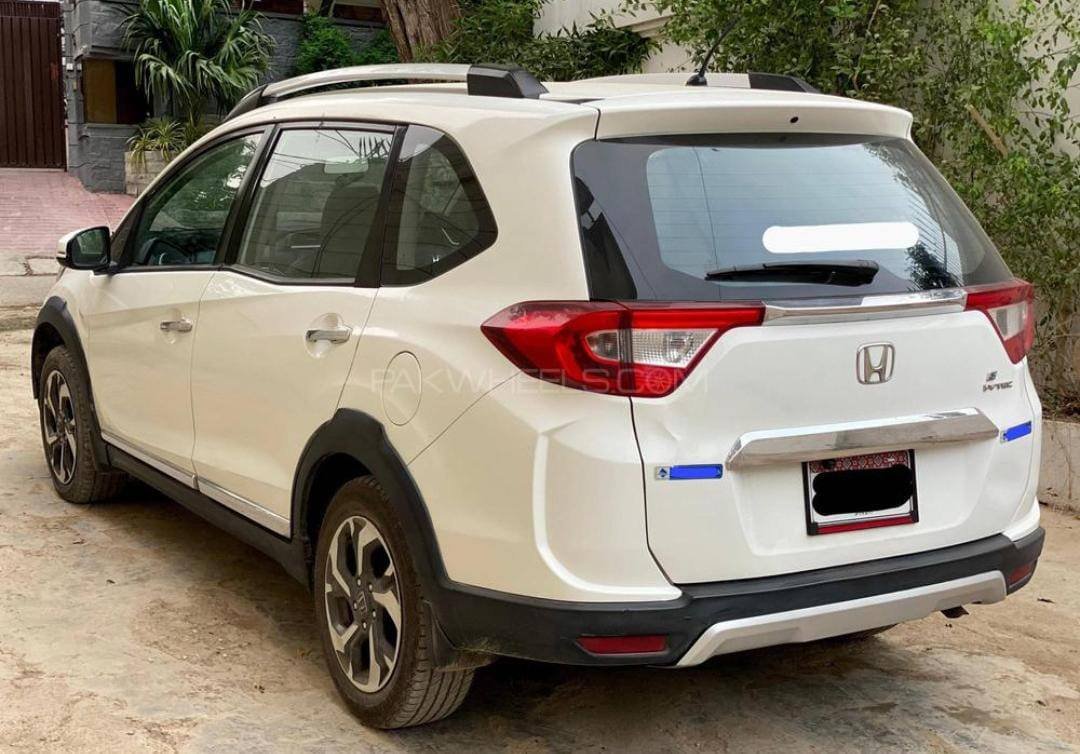 Royal rent a car image