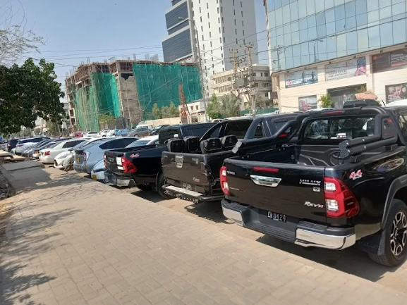 rental car service karachi image