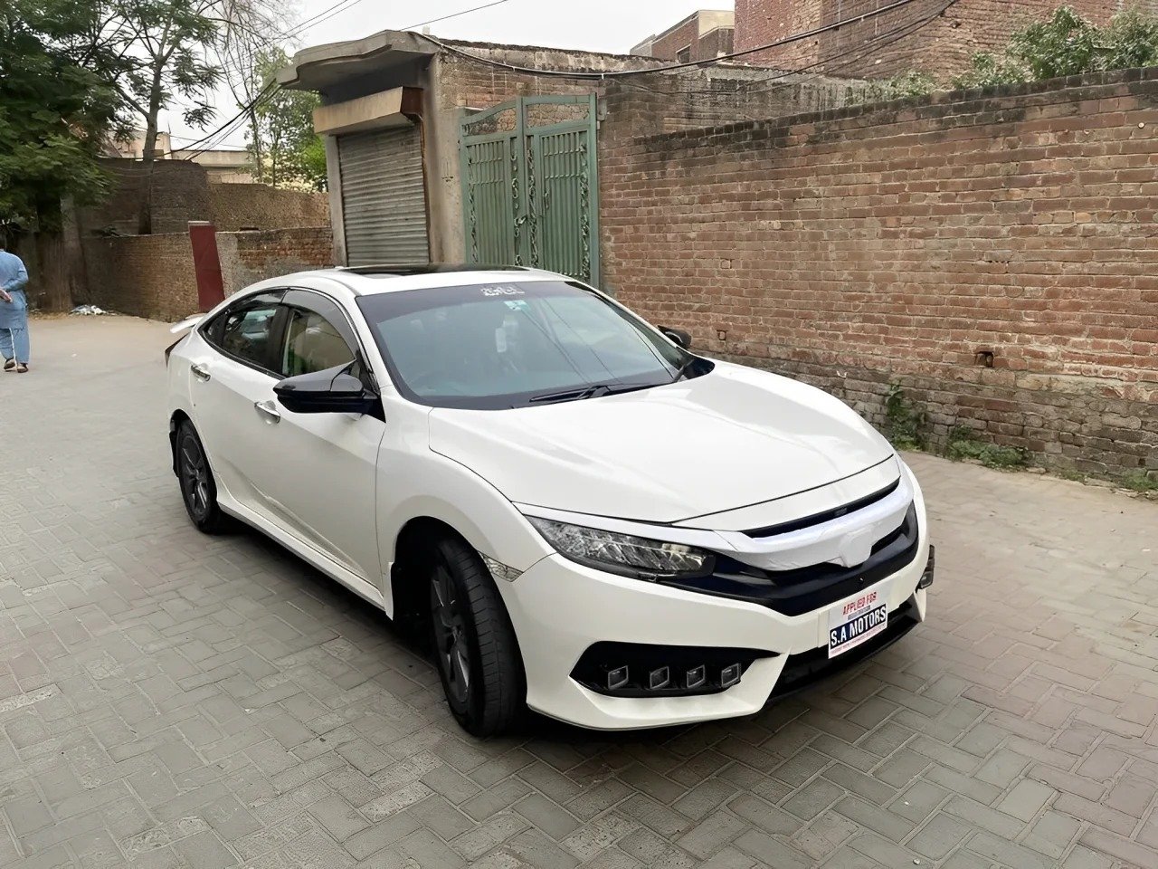 Khan rent a car multan image