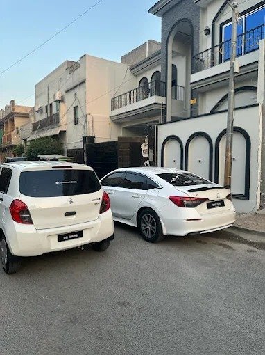 Multan Rent A Car image