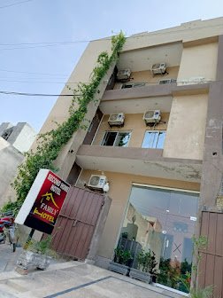 OYO Second Home Family Hotel