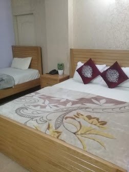 Sunrise Hotel & Restaurant