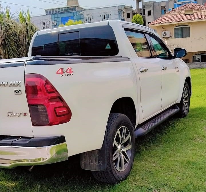 Bulletproof & Armored Rent a Car Lahore – Best Rates image