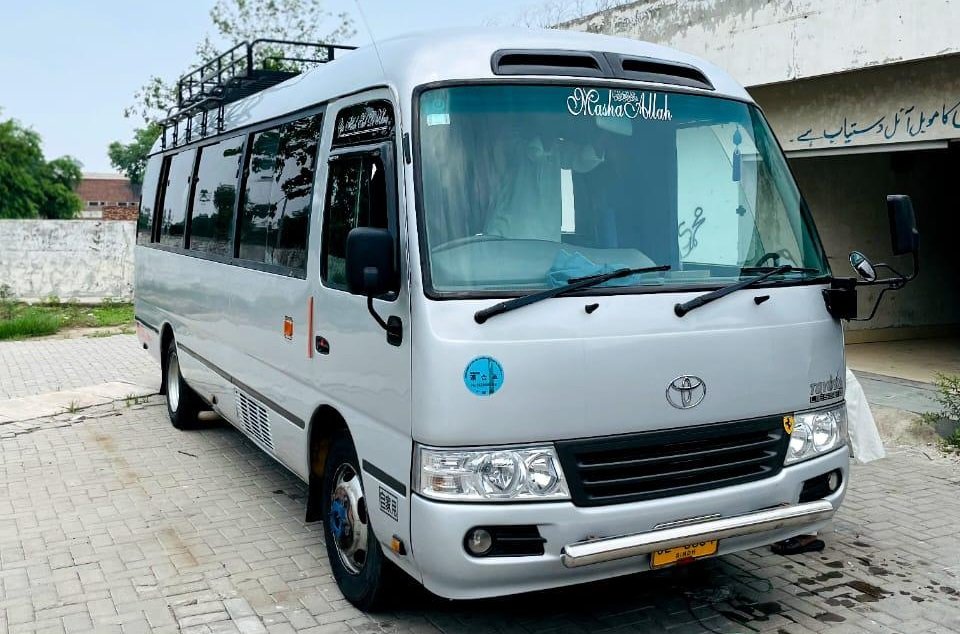 Unique Car Rental Lahore image