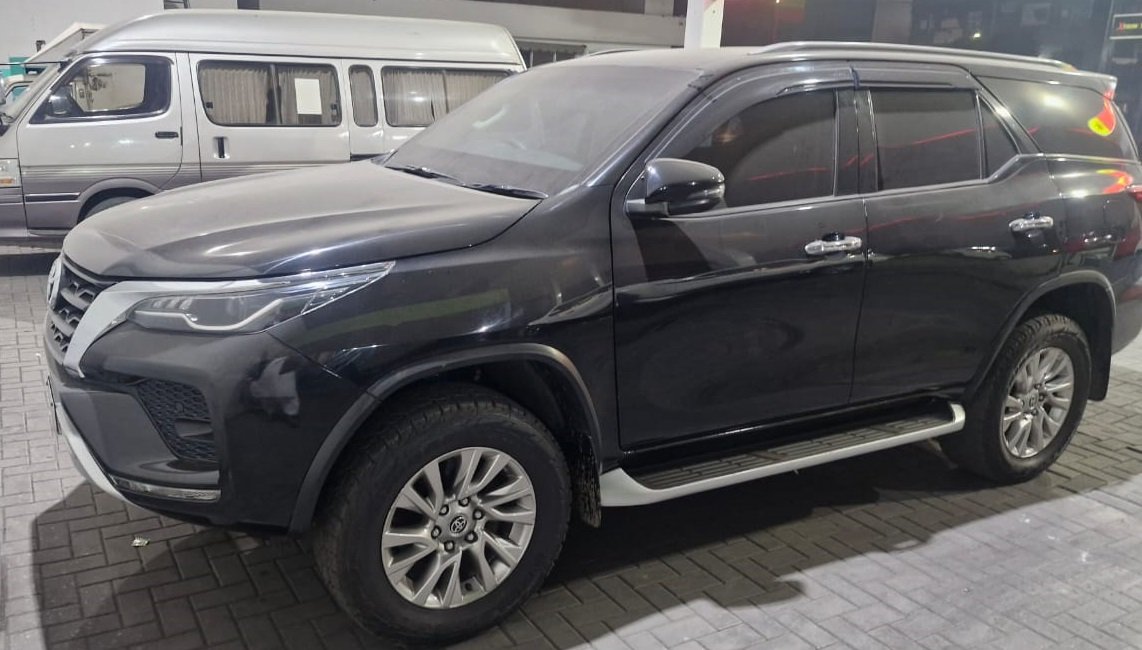 Rent a Toyota Fortuner Lahore – Unique Car Rental Lahore image